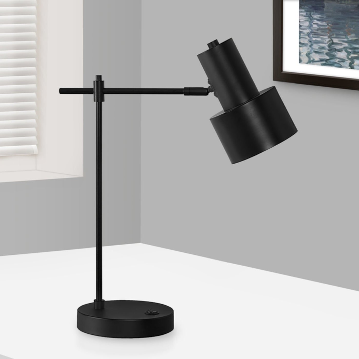 LIGHTING - 21"H TABLE LAMP BLACK METAL/BLACK SHADE/USB